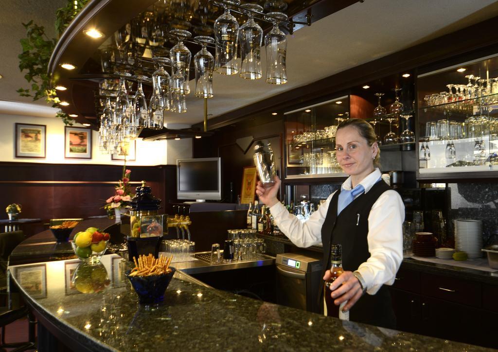 Hotel Bavaria Brehna Extérieur photo