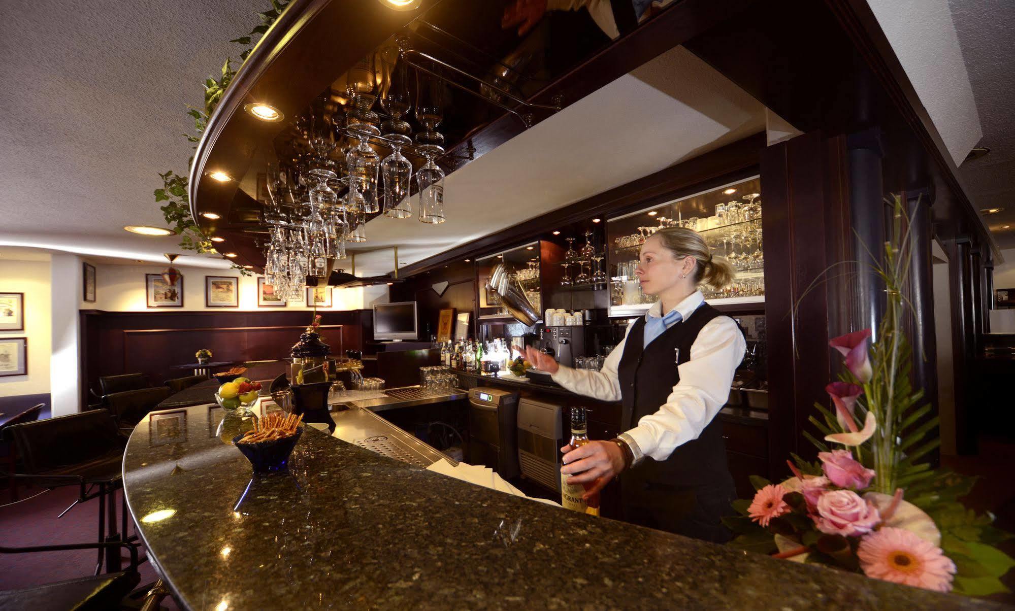 Hotel Bavaria Brehna Extérieur photo